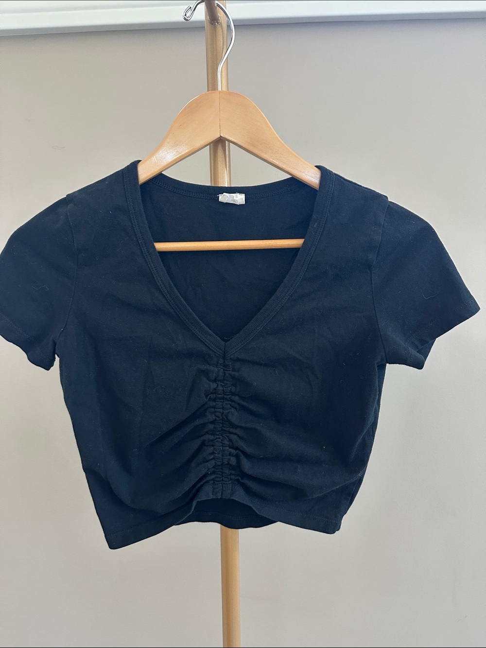 Wilfred Free Aritzia Black Ruched Crop Top T-Shirt XS